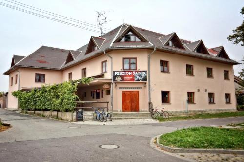 Satov Haus | Penzion Šatovské lípy