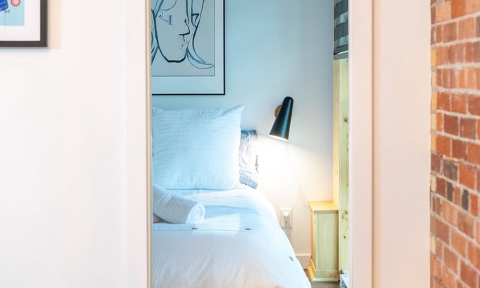 Saint-Jean-Baptiste Wohnung | Perfect Getaway: Cozy Apartment in the Heart of Quebec!