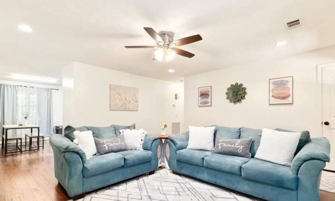 Auburn - Opelika Haus | Perfect Private Getaway Near AU & RTJ Golf Trail!