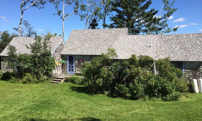 Brooklin Hütte | PERIWINKLE COTTAGE in Brooklin, Maine