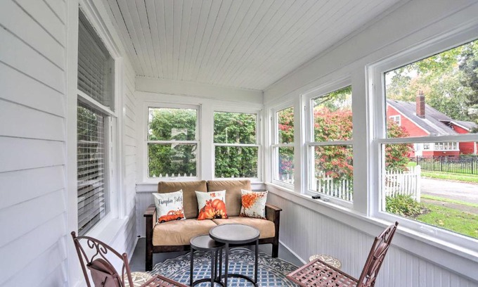 Willoughby Haus | Pet-Friendly Home - half Mi to Downtown Willoughby!