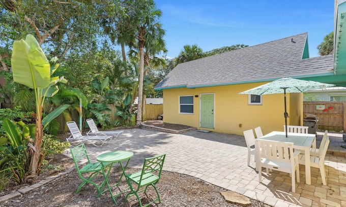 New Smyrna Beach Haus | ☀️ Pet Friendly - Paradiso del Limoni 🌊