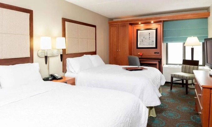 Thurston Hotel | Pet-Friendly Room w/ Free Hot Breakfast & Heated Pool, Located Near UM