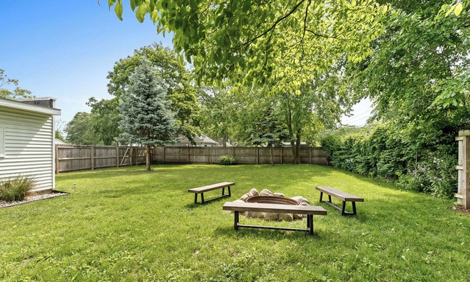 Lakeside Haus | Immer Philo Ave, Muskegon, MI