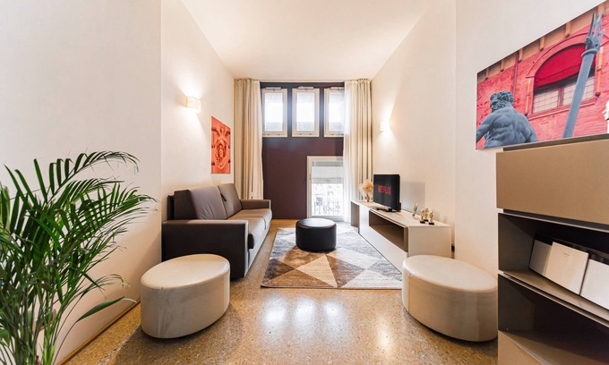 Historic Center Wohnung | Piazza Maggiore View - Domus by ImmoBo - Bologna Center