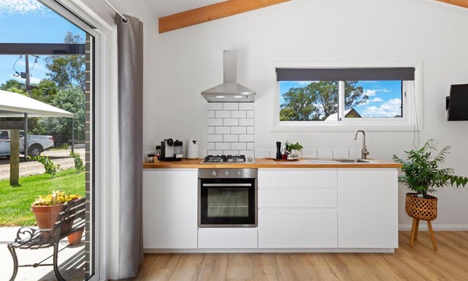 Whitfield Haus | Piccolo B&B - The perfect getaway