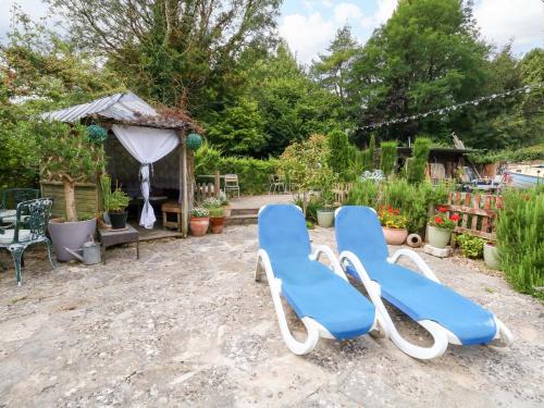 Dorchester Haus | Piddle Inn