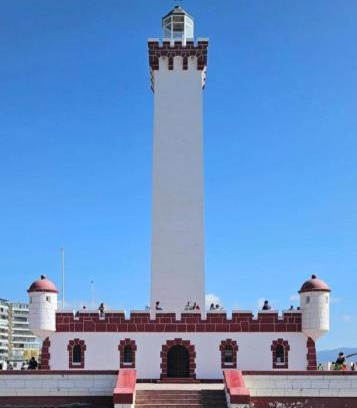 La Serena Haus | Pieza en el centro de La serena