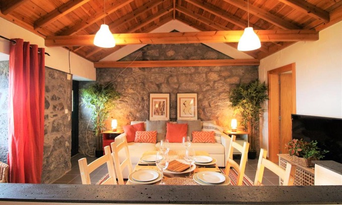 Prainha Haus | Pike Cliffs I