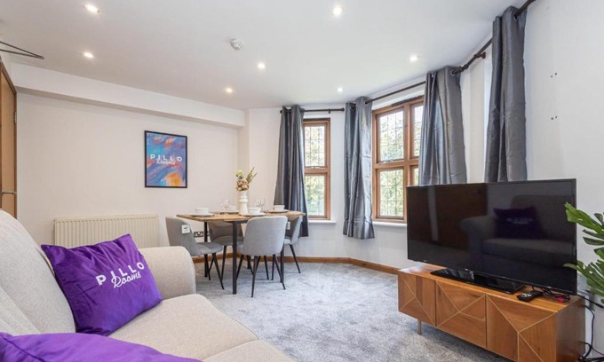 Walkden Wohnung | Pillo Rooms - Abbey Grove