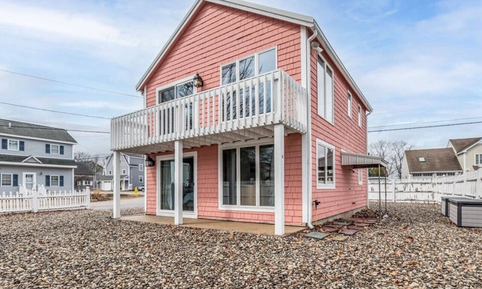 Pine Point Haus | Pine Point Getaway: Beach House with Fire Pit