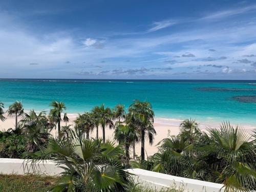 Governor's Harbour Wohnung | Pink Sands Point estate