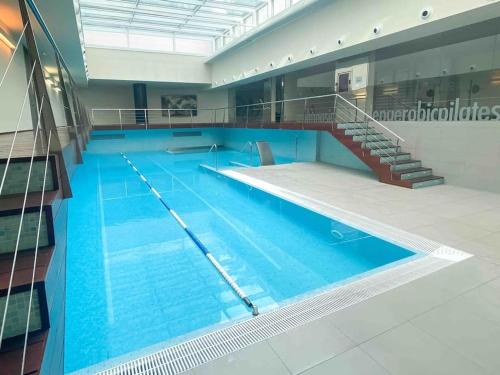 La Coruna Wohnung | Piso de lujo con piscina y gym, a 2min de la playa