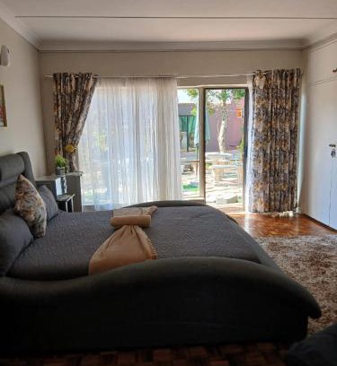 Klerksdorp Haus | Platinum Guesthouse