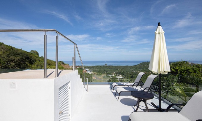 Brasilito Haus | Playa Flamingo – charming 2BR ocean view Casa Ayla