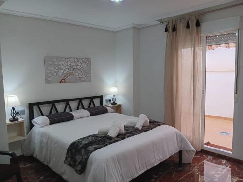 Linares Wohnung | Plaza Ayuntamiento 2 habitaciones Pondos