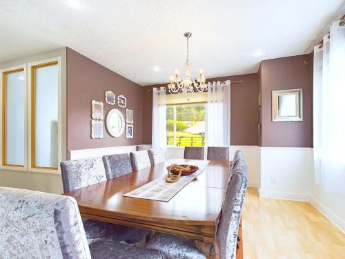 Philomath Haus | PNW Red Tail Ridge