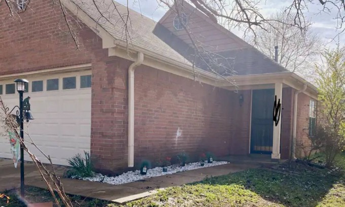 Southaven Haus | Pocketful of Sunshine