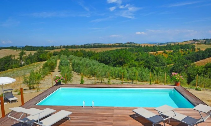 Certaldo Wohnung | Podere La Torre by Interhome