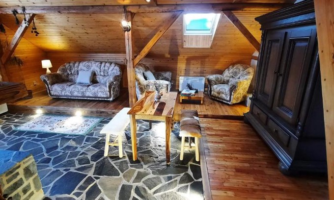 Strba Haus | Podkrovie v zeleni - privat
