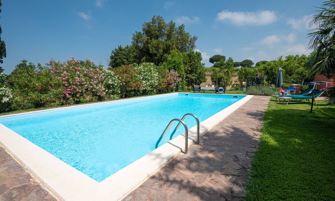 Nettuno Haus | Poggio Oleandri: Haus mit wunderschönem Pool und wunderschönem Garten