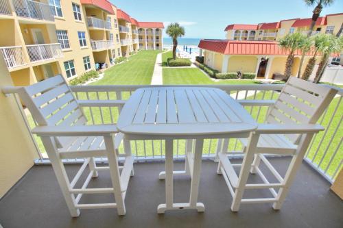 Point East Haus | Point East 213