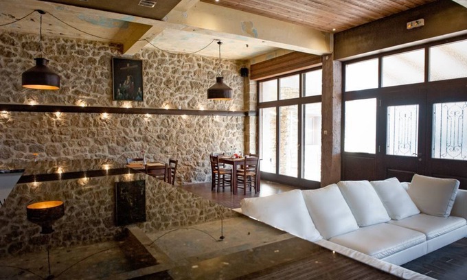 Katachas Haus | Polys Guest House