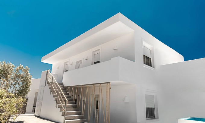 Perivolos Wohnung | Pomegranate Tree House 1.5km from Black Beach