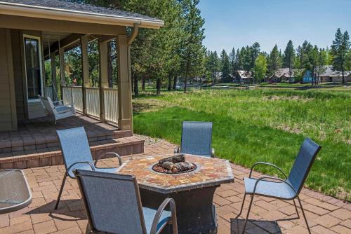 Three Rivers Haus | Pony Express - Meredith Lodging