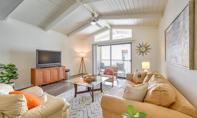 Sunrise Vista Chino Wohnung | Pool Access Pet-Friendly Palm Springs Condo