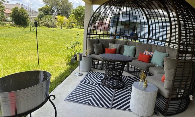 Port Saint Lucie Haus | Port St Lucie Room