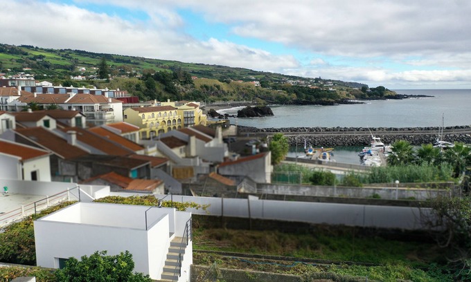 Vila Franca do Campo Haus | PORTA 29..