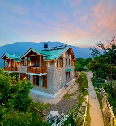 Jagatsukh Haus | Prakāsá Manali