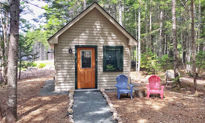 Southwest Harbor Hütte | Precipice Tiny House in Acadia Jurten