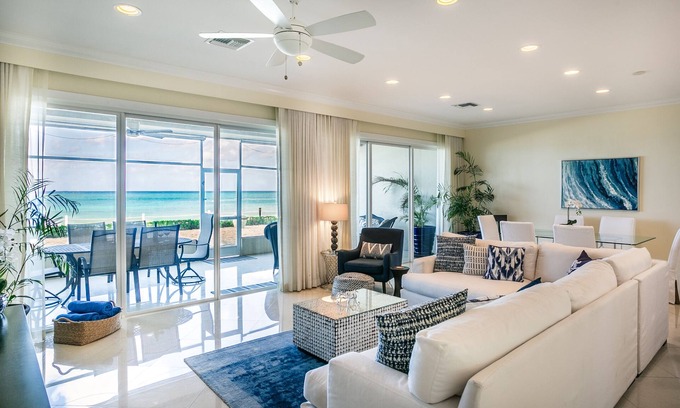 Seven Mile Beach Eigentumswohnung | Prime Residence Nr. 6 am 7 Mile Beach, High-End-Eigentumswohnung am Strand im Erdgeschoss