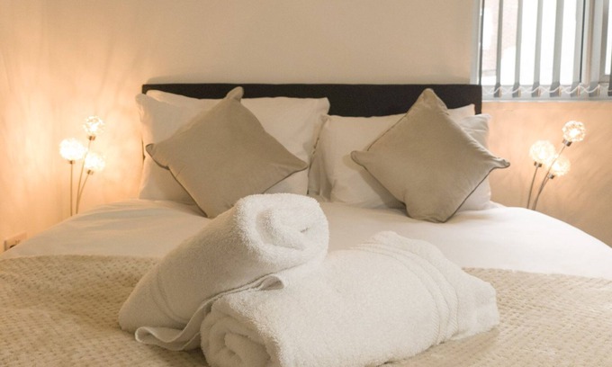 Riverside Wohnung | Principality Suites (1 bed)