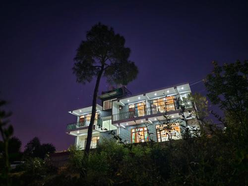 Dharampur Haus | Pristine Edge Kasauli