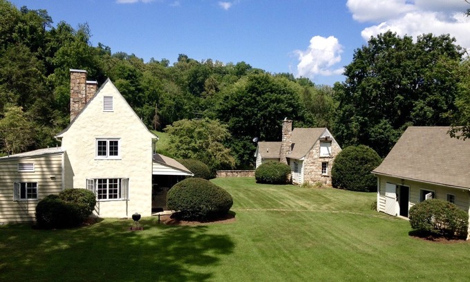 Valley Springs Haus | Private Carriage House Compound - zu Fuß in die Innenstadt von Hot Springs