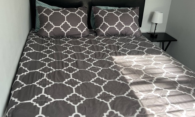 Mableton Haus | Private cozy level w/TV, 15 Min to ATL,Hawks Arena