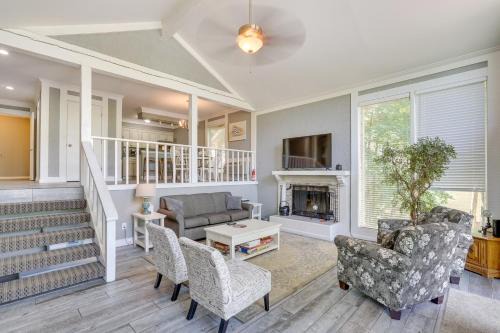 Osage Beach Haus | Private Dock and Resort Access Margaritaville Cabin