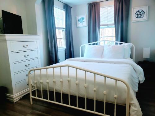 Linthicum Heights Wohnung | Private Duplex Near BWI Easy Access to I95