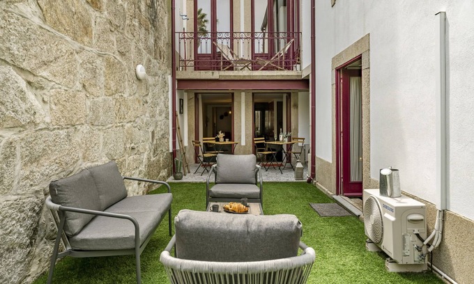 Uniao de Freguesias do Centro Wohnung | Private Garden in Porto City Center