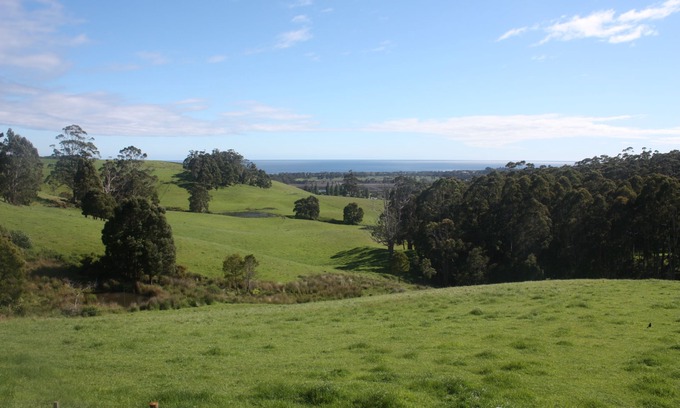 Turners Beach Bed & Breakfast | Entire Private Guest Suite with Stunning Views