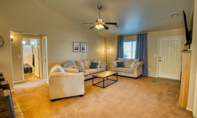 Snowflake Haus | Private Home In Snowflake