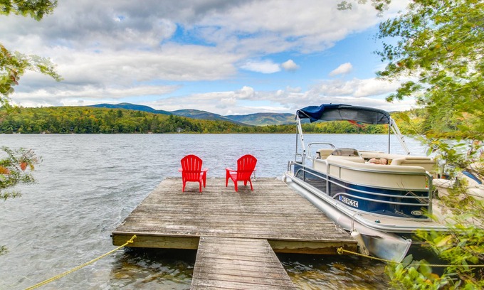 Stoneham Hütte | Private Island w/ 2 Cottages on Kezar Lake!