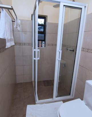 Chuka Haus | Private Loft