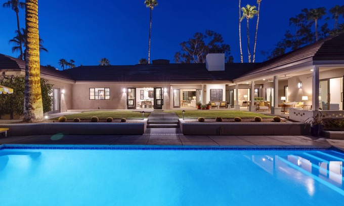 Uptown Design District Haus | Ehemals Dreyfuss Estate. Private, luxuriöse Gärten und Villen in der Altstadt von Las Palmas