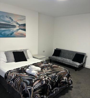 Ilkeston Wohnung | Private Minimalist 2 Bedroom Apartment with Netflix