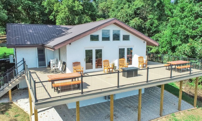 Newport Haus | Private, modern home with river view, on 48 acres