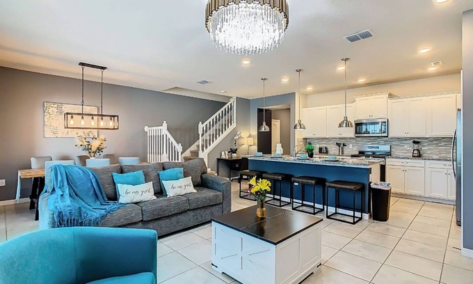 Loughman Resort | Private Pool 5BR Solterra Retreat by Disney